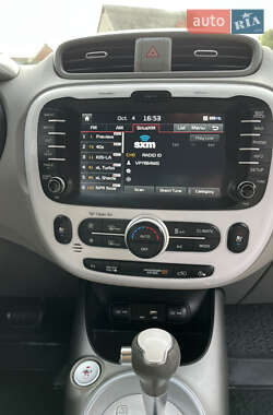 Внедорожник / Кроссовер Kia Soul 2014 в 