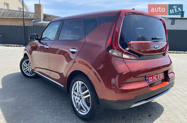 Позашляховик / Кросовер Kia Soul 2020 в 