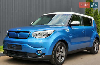Позашляховик / Кросовер Kia Soul 2017 в 