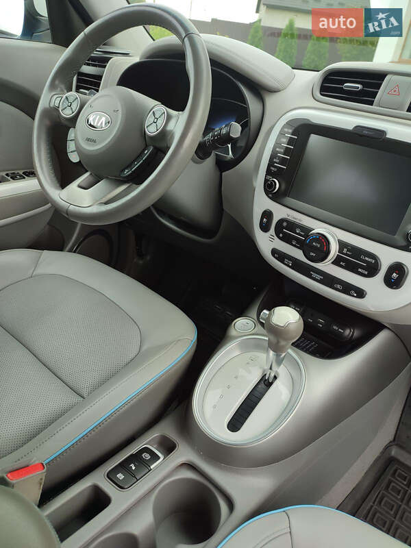 Позашляховик / Кросовер Kia Soul 2018 в Луцьку