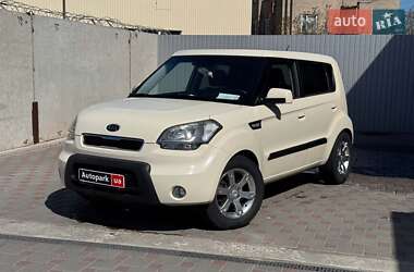 Внедорожник / Кроссовер Kia Soul 2010 в Запорожье