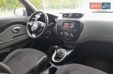 Позашляховик / Кросовер Kia Soul 2015 в 