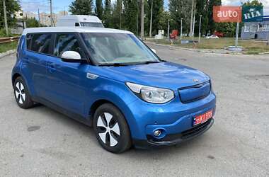 Внедорожник / Кроссовер Kia Soul 2016 в 
