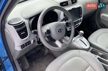 Внедорожник / Кроссовер Kia Soul 2016 в 