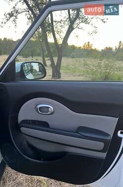 Внедорожник / Кроссовер Kia Soul 2014 в 