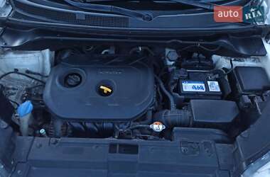 Внедорожник / Кроссовер Kia Soul 2014 в 