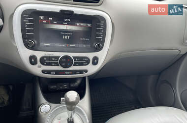 Позашляховик / Кросовер Kia Soul 2015 в 