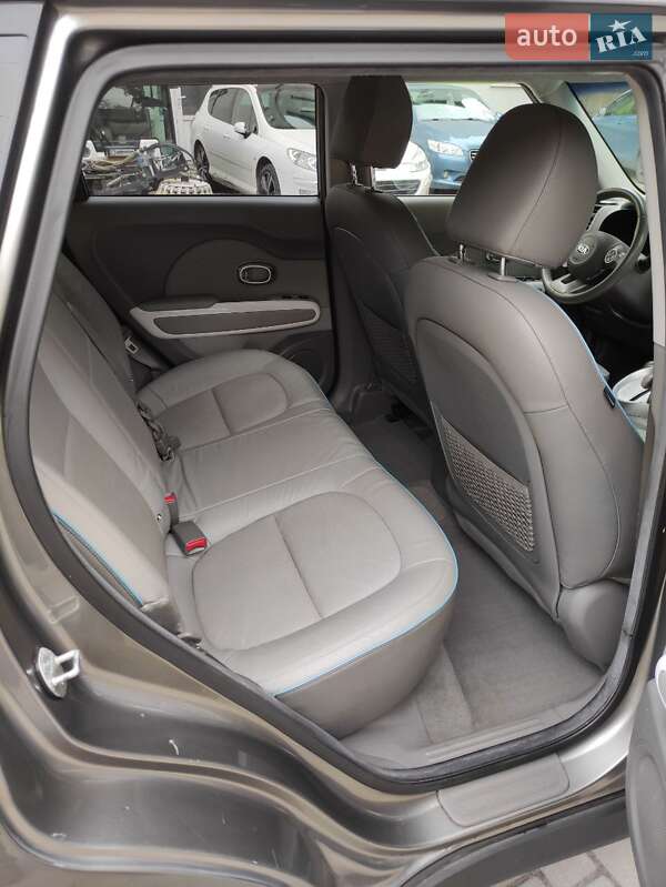 Внедорожник / Кроссовер Kia Soul 2015 в Киеве