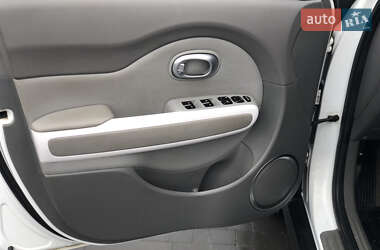 Внедорожник / Кроссовер Kia Soul 2016 в 