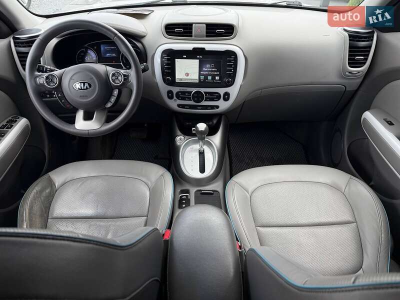 Позашляховик / Кросовер Kia Soul 2014 в Рівному