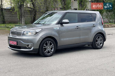 Позашляховик / Кросовер Kia Soul 2015 в Запоріжжі