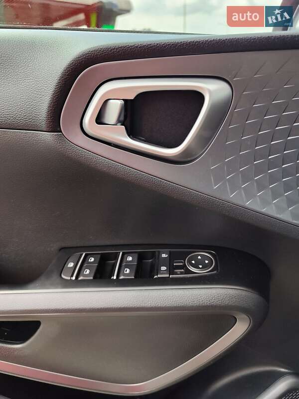 Внедорожник / Кроссовер Kia Soul 2019 в Стрые
