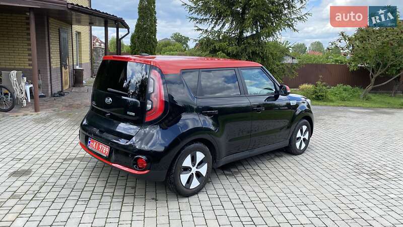 Внедорожник / Кроссовер Kia Soul 2016 в Киеве