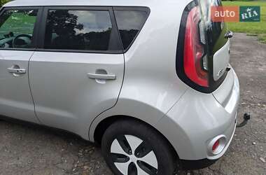Внедорожник / Кроссовер Kia Soul 2016 в 