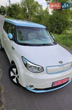 Внедорожник / Кроссовер Kia Soul 2015 в 
