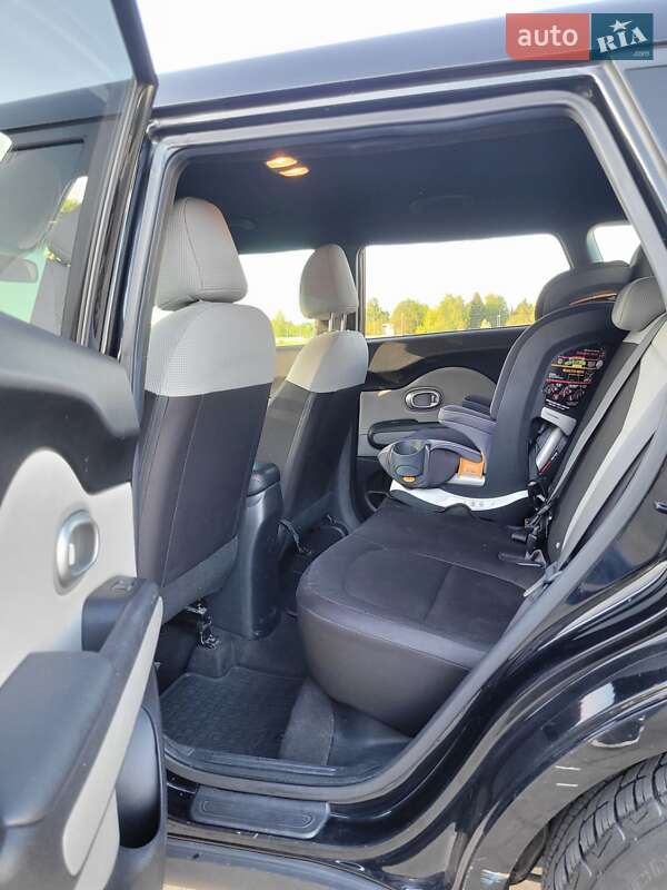 Внедорожник / Кроссовер Kia Soul 2017 в Львове