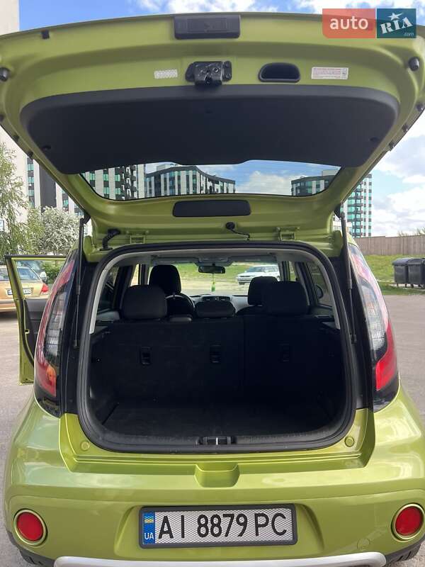 Позашляховик / Кросовер Kia Soul 2017 в Києві