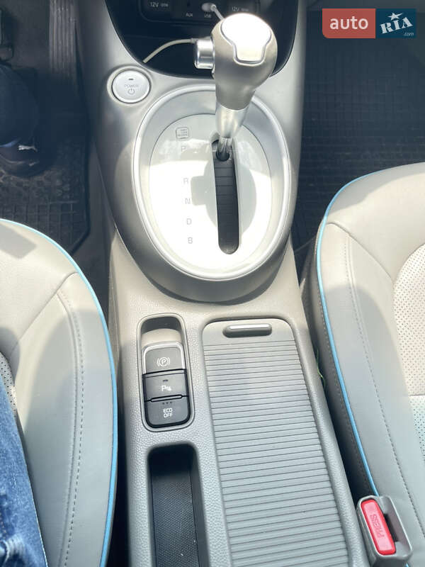 Позашляховик / Кросовер Kia Soul 2015 в Львові