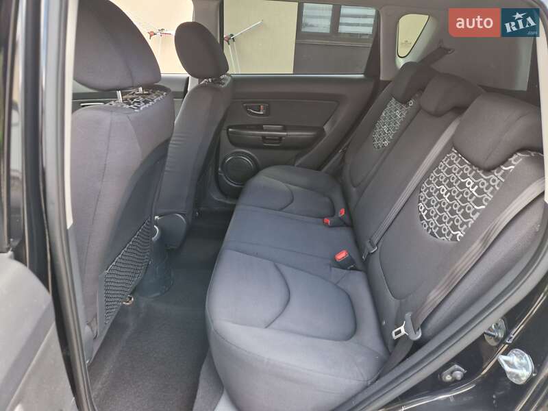 Позашляховик / Кросовер Kia Soul 2010 в Вінниці