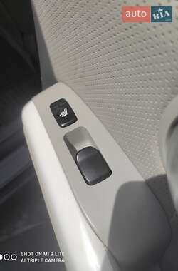Позашляховик / Кросовер Kia Soul 2014 в 