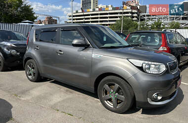 Внедорожник / Кроссовер Kia Soul 2016 в 