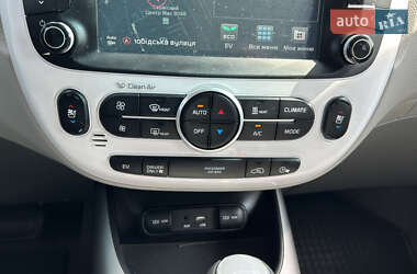 Внедорожник / Кроссовер Kia Soul 2016 в 
