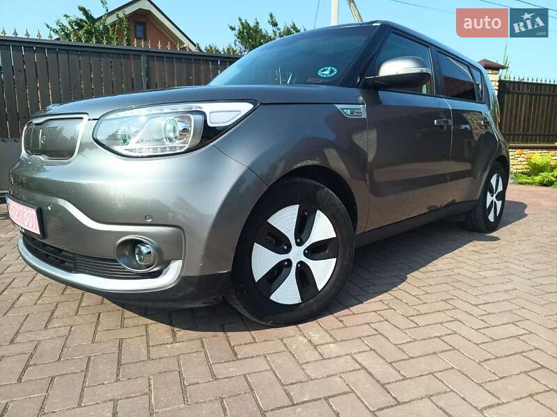 Позашляховик / Кросовер Kia Soul 2017 в Луцьку