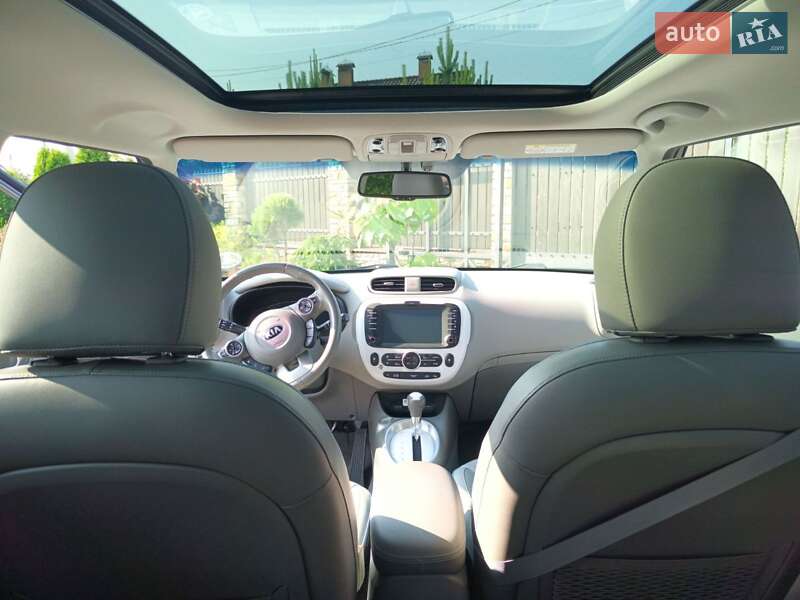 Позашляховик / Кросовер Kia Soul 2017 в Луцьку