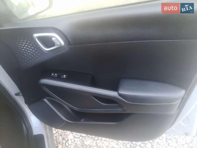 Внедорожник / Кроссовер Kia Soul 2020 в Одессе фото 14 Внедорожник / Кроссовер Kia Soul 2020 в Одессе