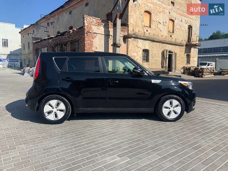 Внедорожник / Кроссовер Kia Soul 2015 в Львове фото 9 Внедорожник / Кроссовер Kia Soul 2015 в Львове