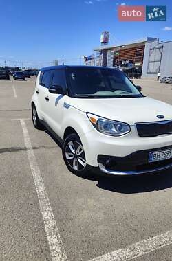 Внедорожник / Кроссовер Kia Soul 2016 в Одессе