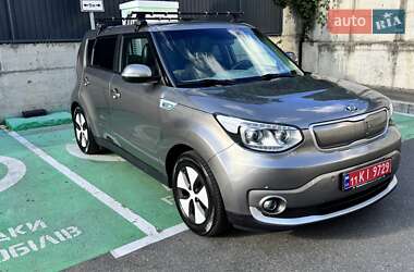 Внедорожник / Кроссовер Kia Soul 2015 в Киеве