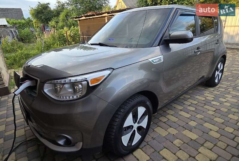 Внедорожник / Кроссовер Kia Soul 2017 в Житомире фото 4 Внедорожник / Кроссовер Kia Soul 2017 в Житомире
