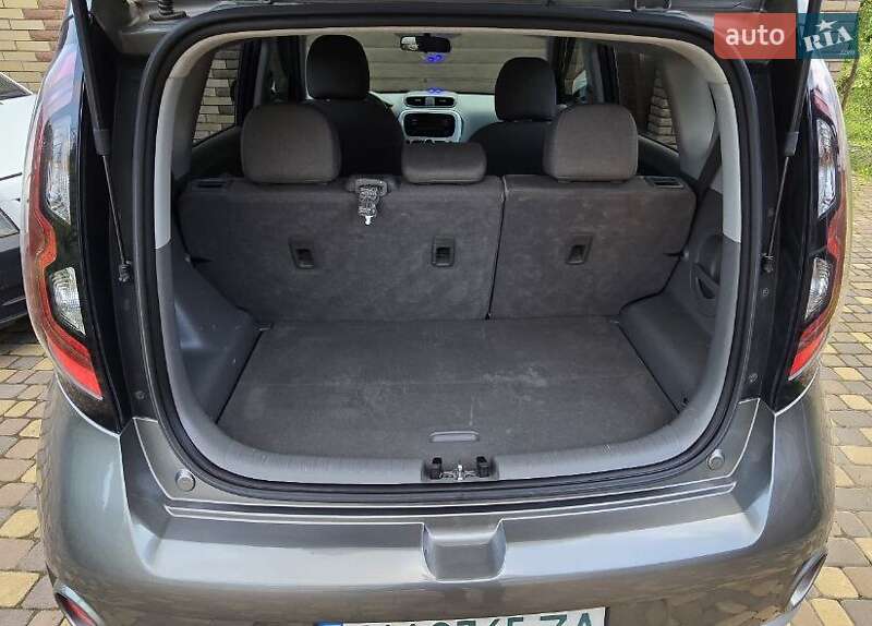 Внедорожник / Кроссовер Kia Soul 2017 в Житомире фото 12 Внедорожник / Кроссовер Kia Soul 2017 в Житомире