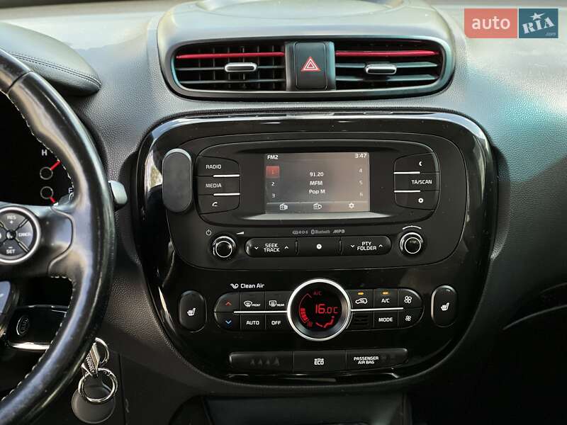 Внедорожник / Кроссовер Kia Soul 2014 в Харькове