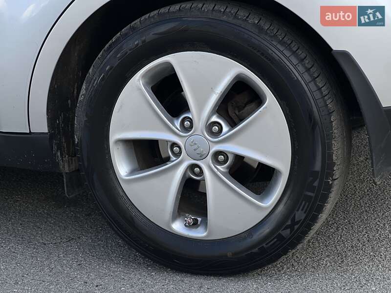 Внедорожник / Кроссовер Kia Soul 2014 в Харькове