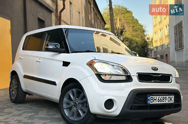 Позашляховик / Кросовер Kia Soul 2011 в Одесі