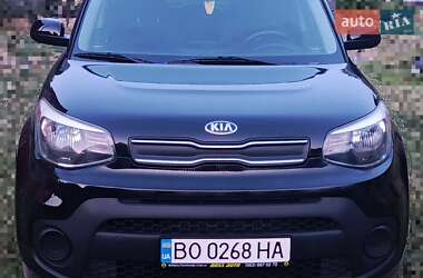 Внедорожник / Кроссовер Kia Soul 2016 в Борщеве