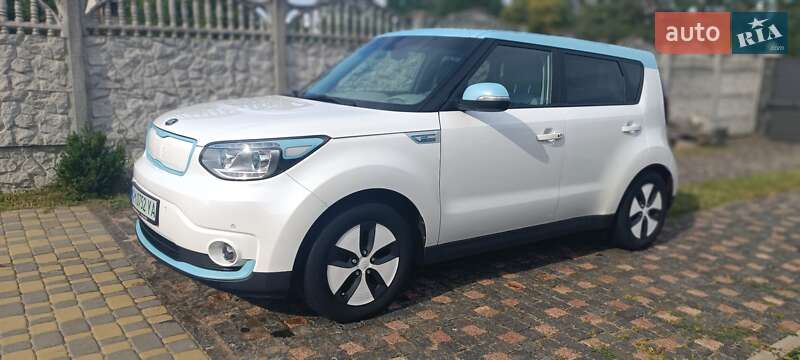 Позашляховик / Кросовер Kia Soul 2015 в Житомирі