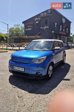 Позашляховик / Кросовер Kia Soul 2017 в Одесі