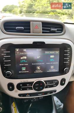Внедорожник / Кроссовер Kia Soul 2015 в Львове