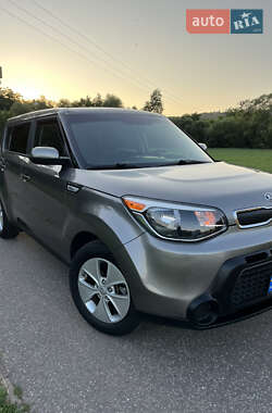 Внедорожник / Кроссовер Kia Soul 2016 в Нововолынске