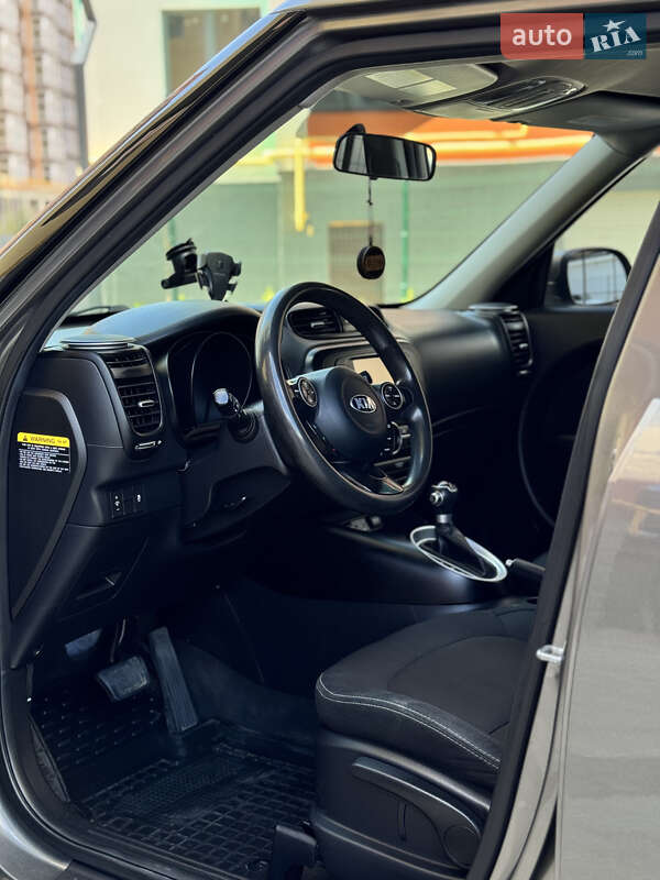 Позашляховик / Кросовер Kia Soul 2017 в Житомирі
