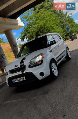 Позашляховик / Кросовер Kia Soul 2011 в Одесі
