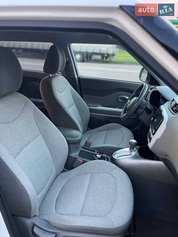 Внедорожник / Кроссовер Kia Soul 2015 в Ковеле