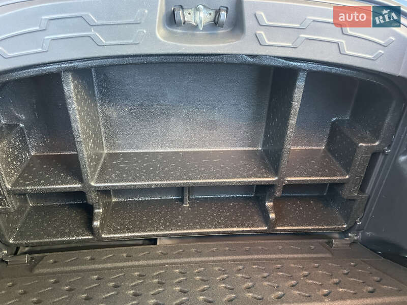 Позашляховик / Кросовер Kia Soul 2010 в Харкові фото 24 Позашляховик / Кросовер Kia Soul 2010 в Харкові
