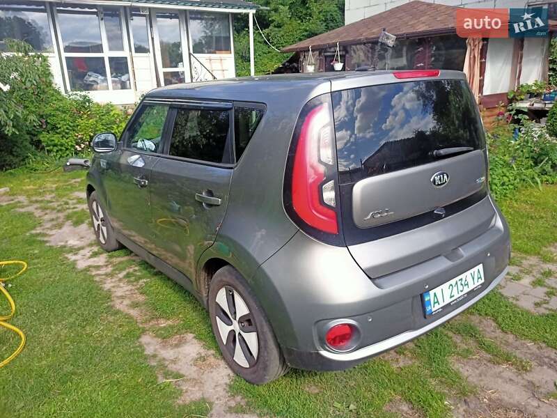 Внедорожник / Кроссовер Kia Soul 2014 в Киеве фото 3 Внедорожник / Кроссовер Kia Soul 2014 в Киеве