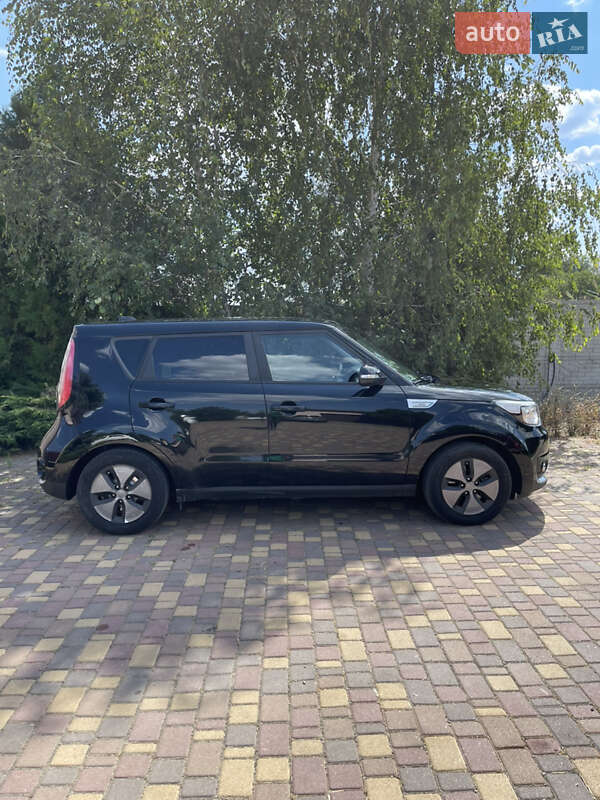 Внедорожник / Кроссовер Kia Soul 2016 в Днепре фото 7 Внедорожник / Кроссовер Kia Soul 2016 в Днепре