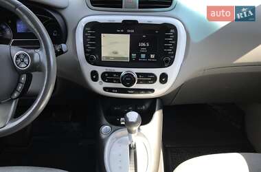Внедорожник / Кроссовер Kia Soul 2015 в 