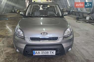 Позашляховик / Кросовер Kia Soul 2011 в Києві